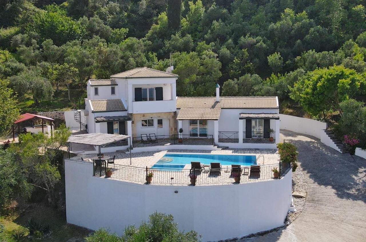 Villa Boukari Chlomos Exterior foto